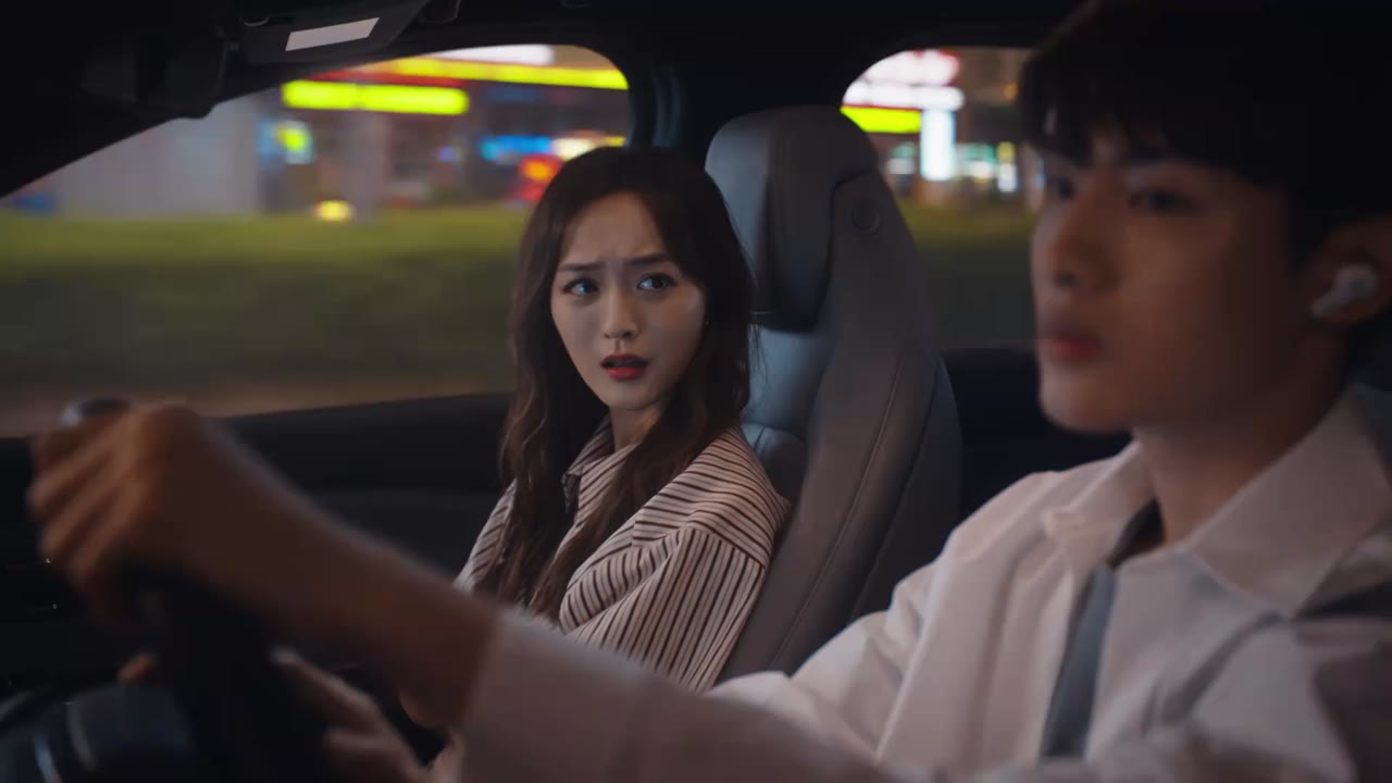 25 Giờ Yêu tập 2 cảnh 2