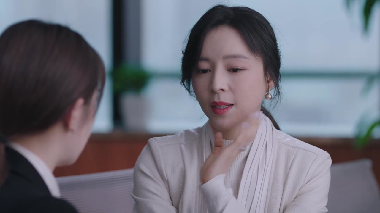 Thành Phố Của Cô Ấy tập 16