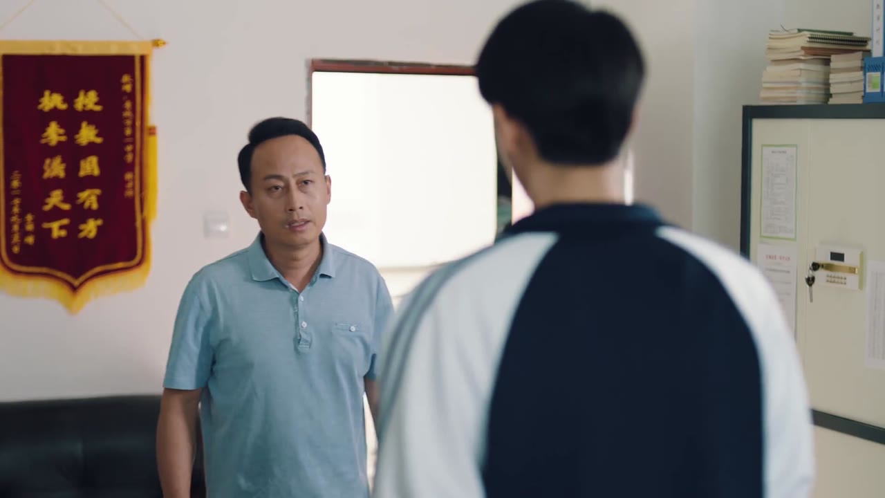 Anh Ấy Vượt Núi Sông Mà Đến tập 2 cảnh 2