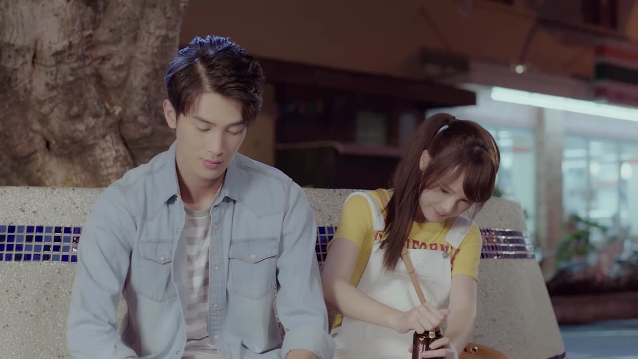 Nam Thần Bọt Sóng tập 11