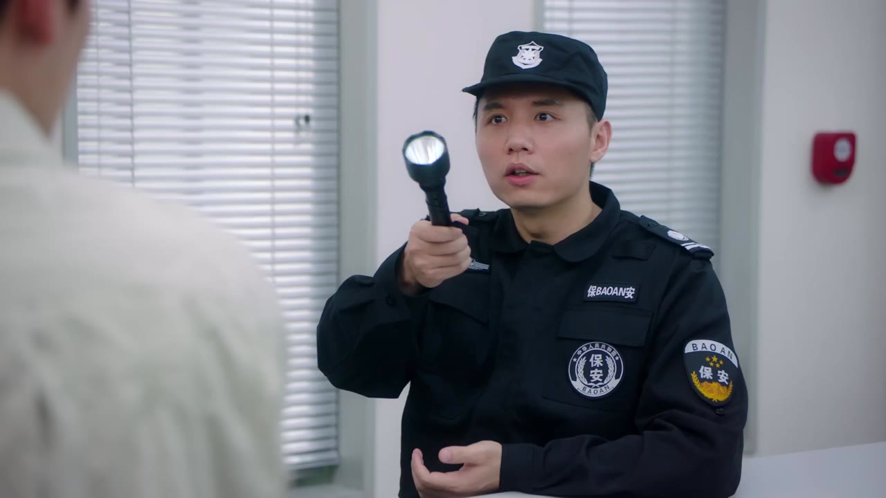 Cô Nàng Đầu Gỗ tập 4 cảnh 2