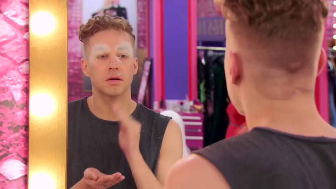 Rupaul's Drag Race - Cuộc Chiến Giày Cao Gót (Phần 11) tập 12 cảnh 2