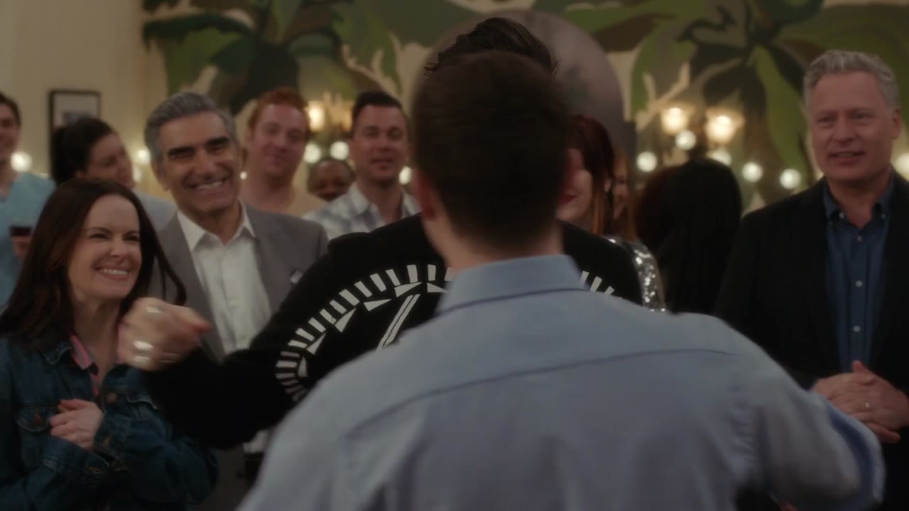 Schitt's Creek (Phần 5) tập 11 cảnh 3