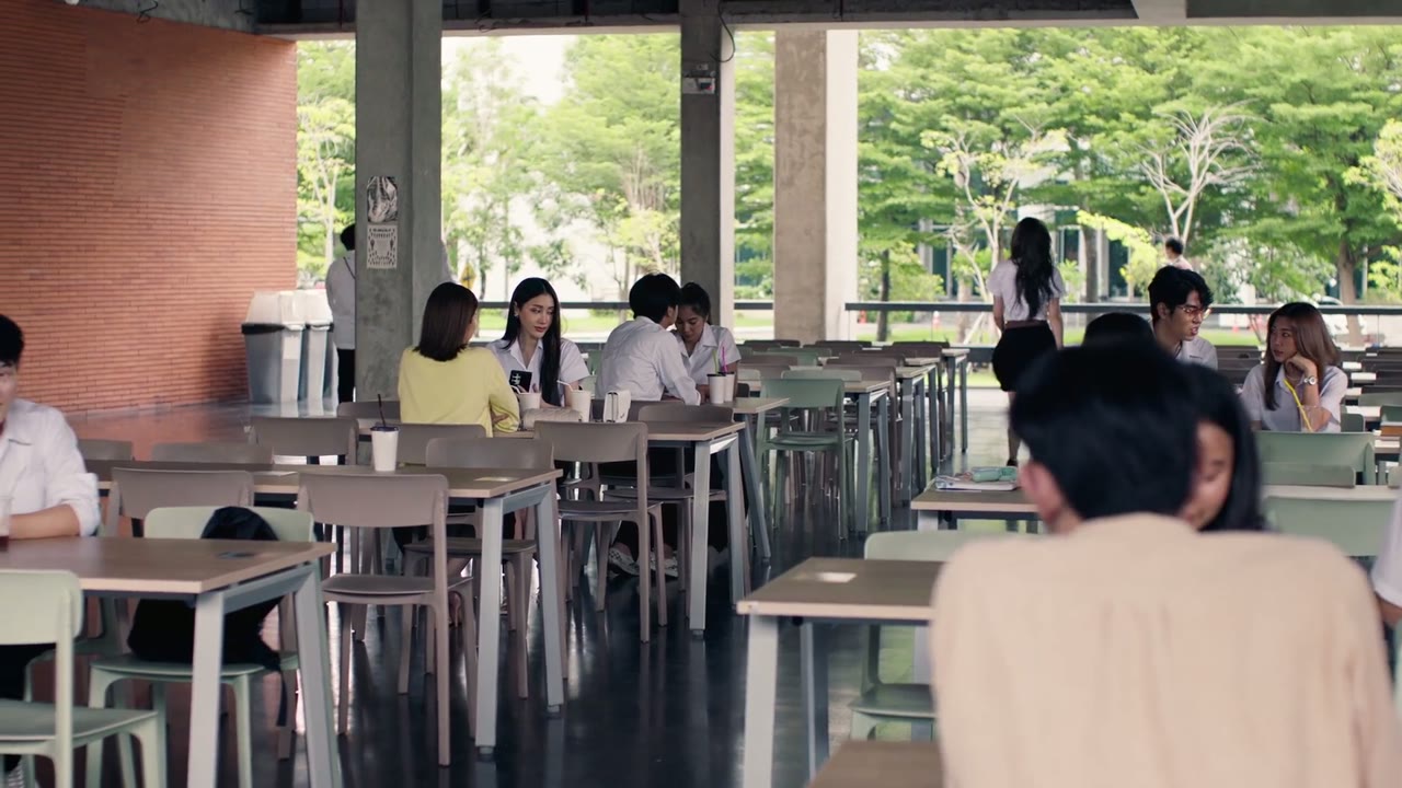 Đêm Đổi Đời tập 4