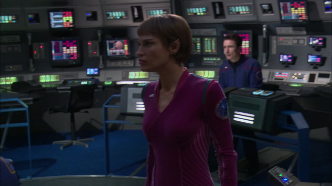 Star Trek: Enterprise (Phần 4) tập 17 cảnh 2