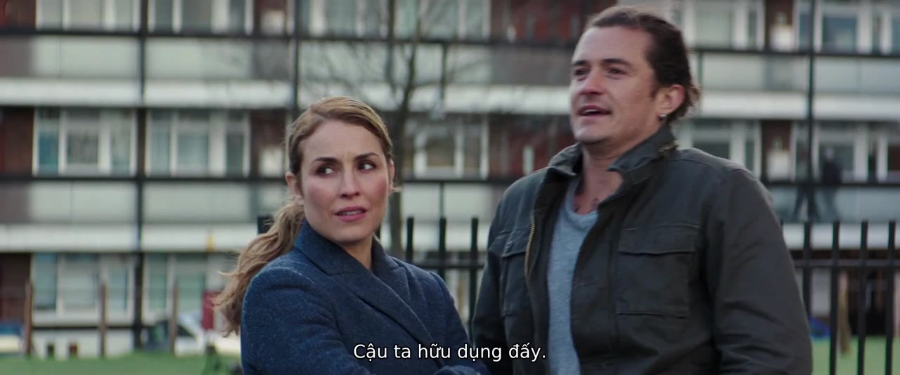 Unlocked - cảnh 2
