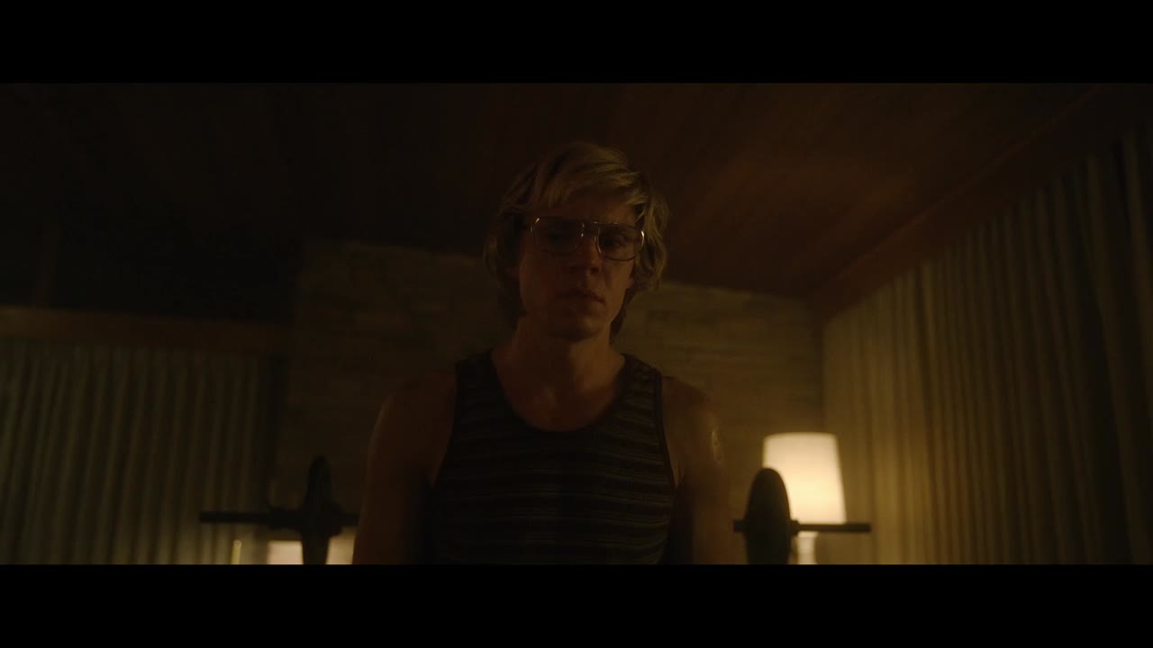 Đối thoại với kẻ sát nhân: Jeffrey Dahmer tập 3 cảnh 3
