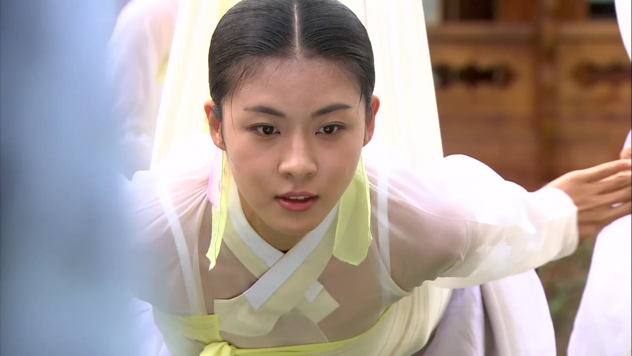Nàng Hwang Jin Yi tập 8