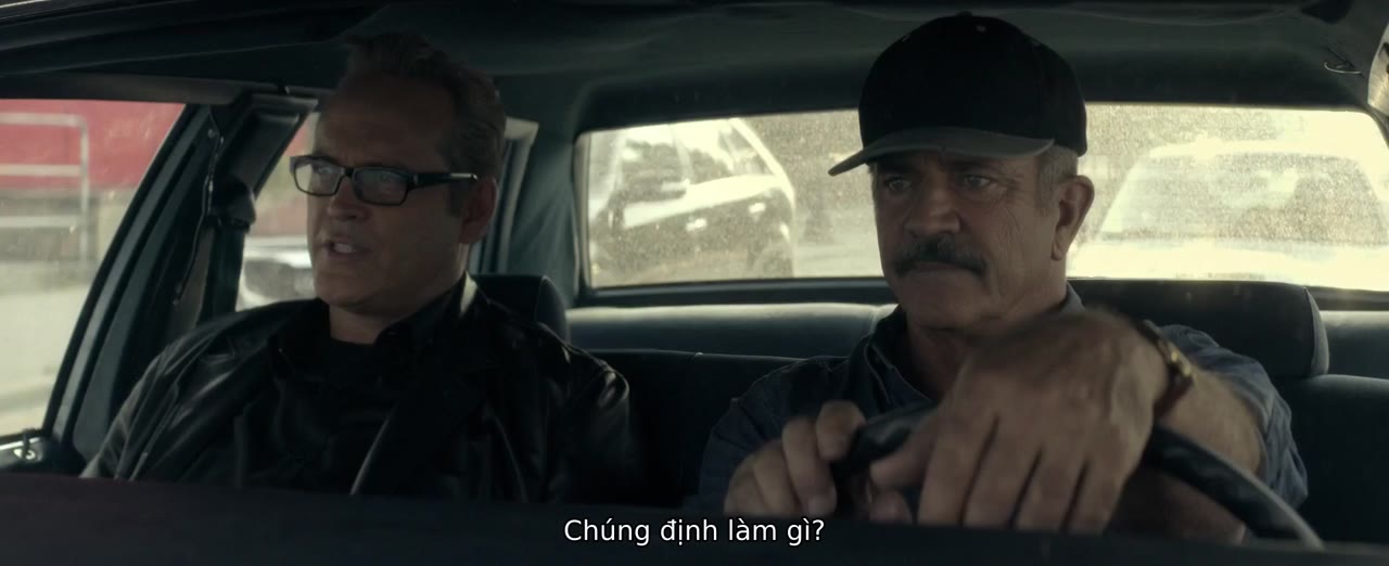 Dragged Across Concrete tập 1 cảnh 2