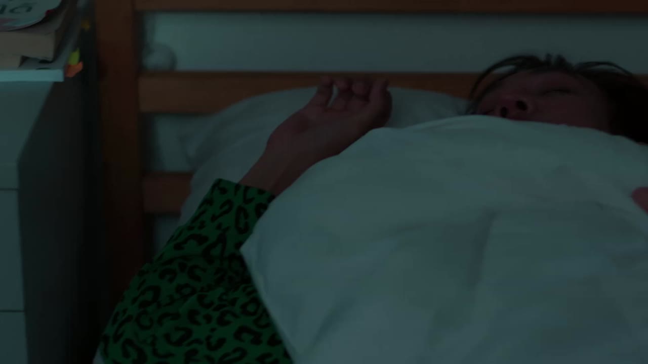 Love in Translation tập 7 cảnh 2