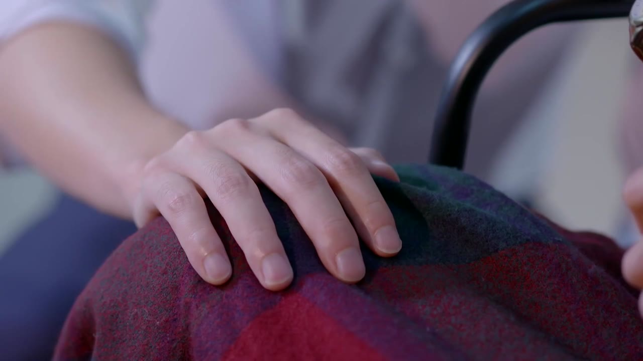 Nơi Tình Yêu Dậy Sóng tập 24