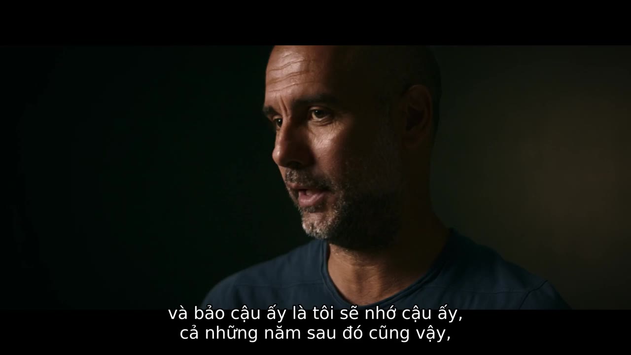 Luís Figo: Vụ chuyển nhượng thay đổi giới bóng đá tập 1 cảnh 3