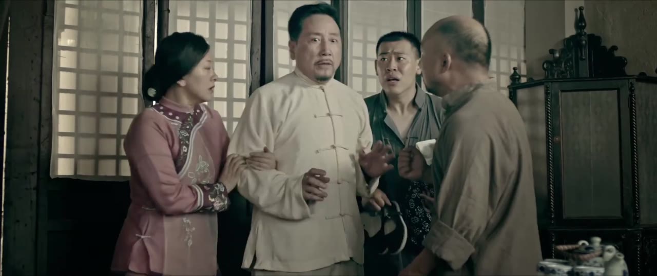 Mặt dưới tập 1 cảnh 2