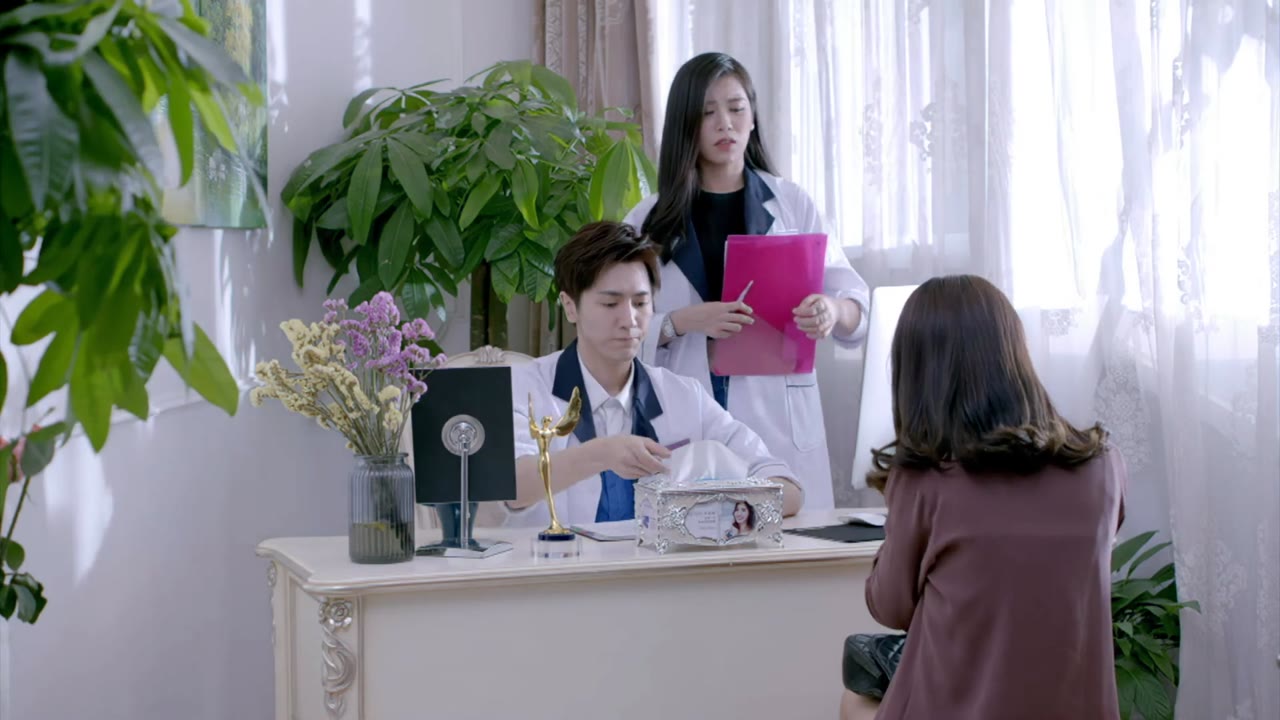 Sự lôi cuốn của phẫu thuật thẩm mỹ tập 8 cảnh 2