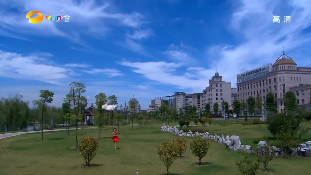 Cung Tỏa Châu Liêm - cảnh 1