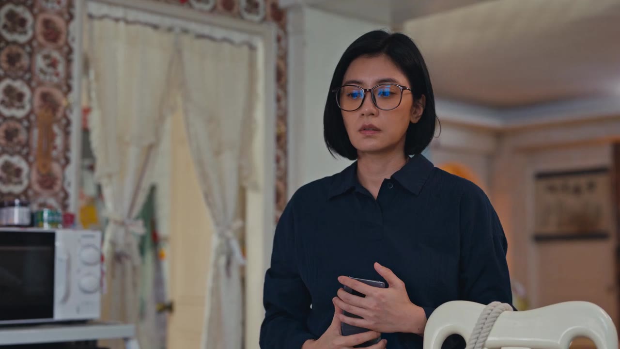 Mẹ, đừng làm vậy! tập 2 cảnh 3