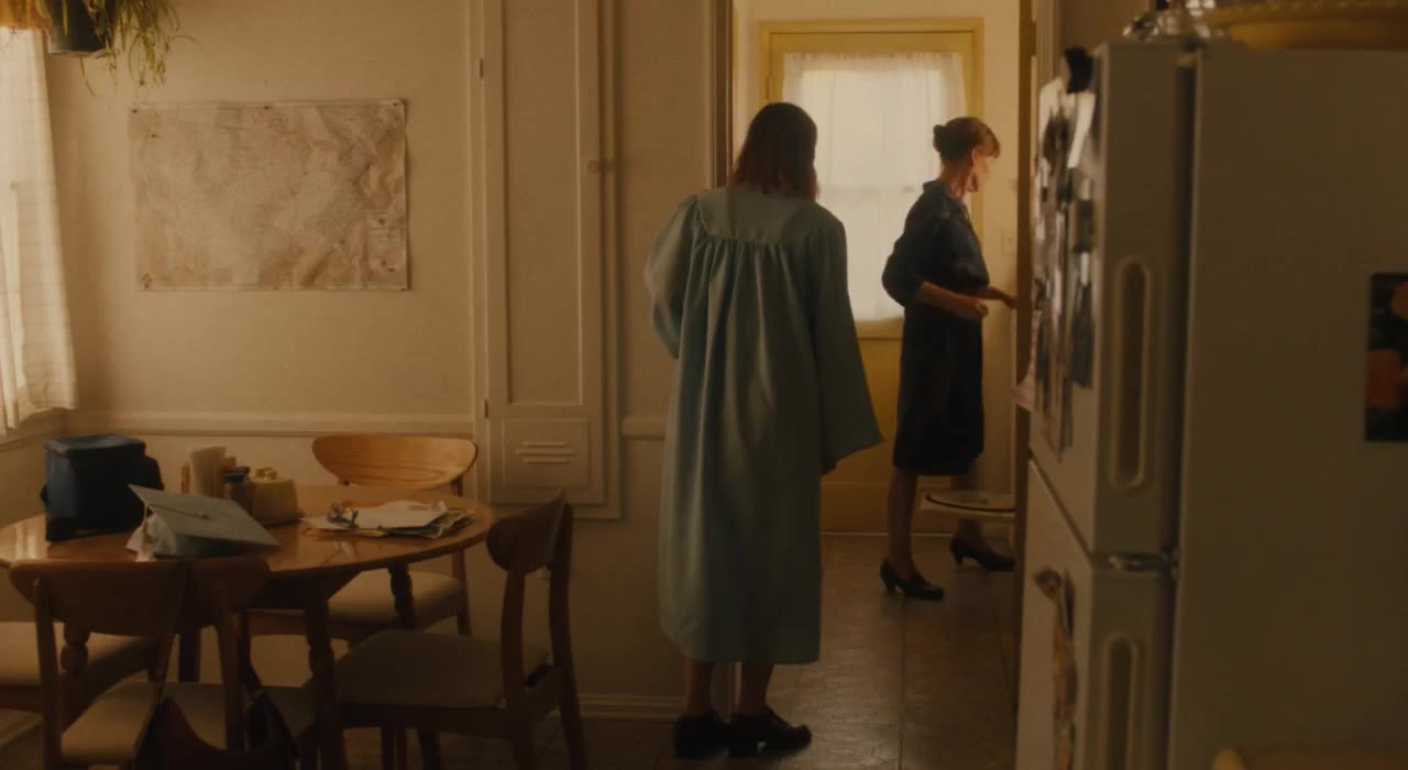 Lady Bird: Tuổi Nổi Loạn tập 1 cảnh 3