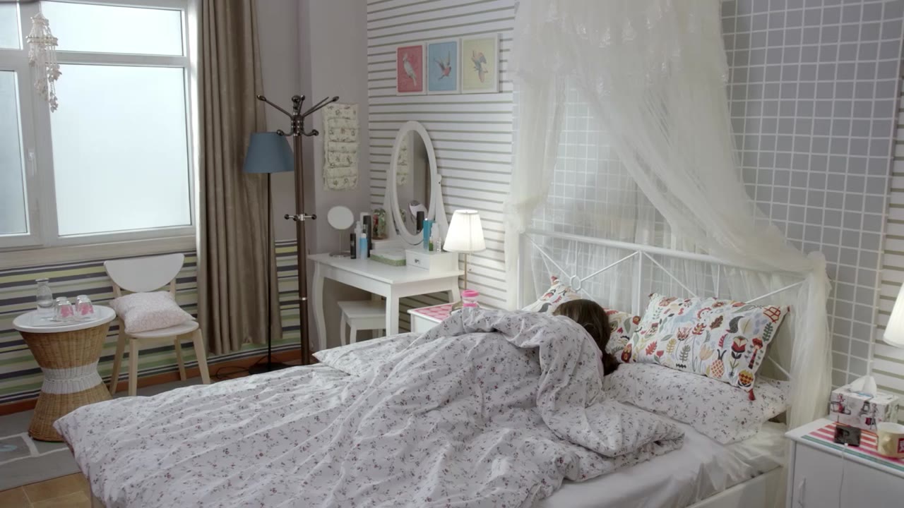 Tiên Sinh Bơi Lội tập 1 cảnh 3