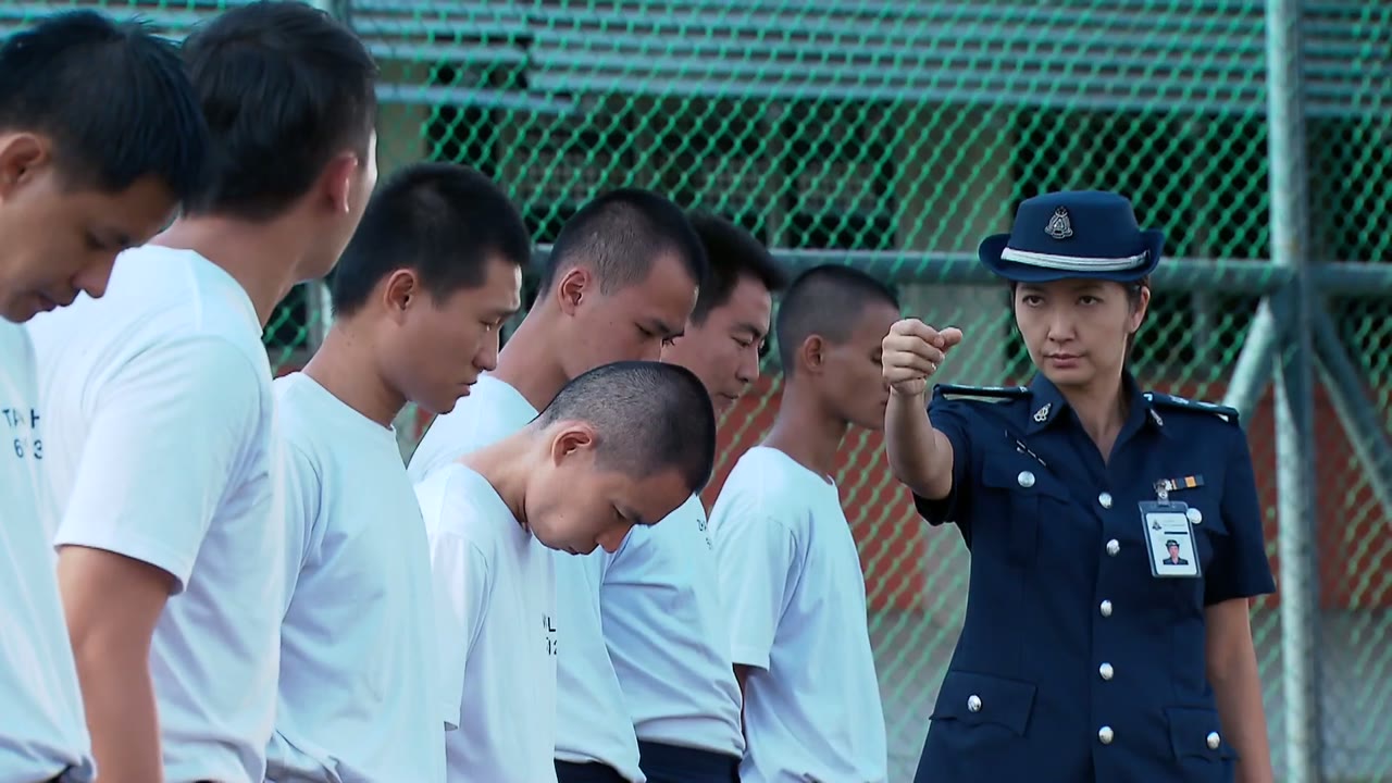 Mẹ Hổ Đến Rồi tập 1 cảnh 2
