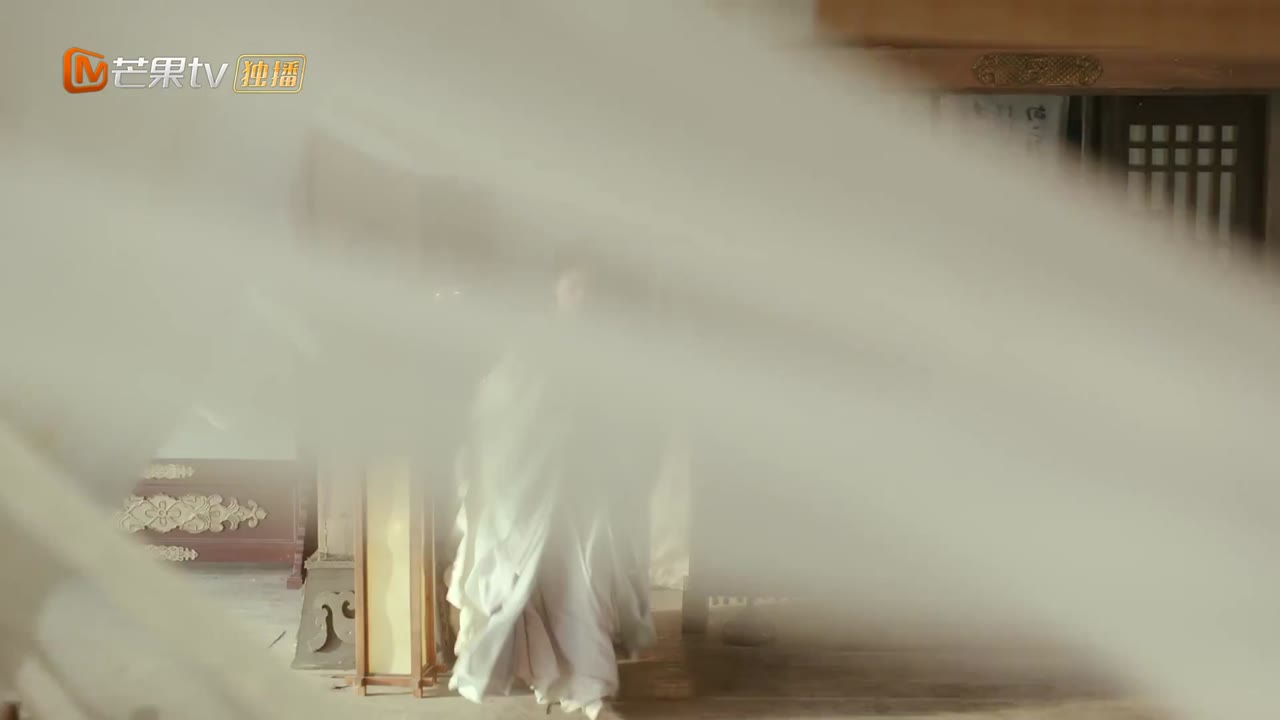 Người Lạ Quen Thuộc tập 4 cảnh 3