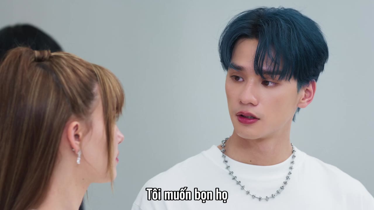 Người Đẹp Và Quái Lạ - cảnh 2