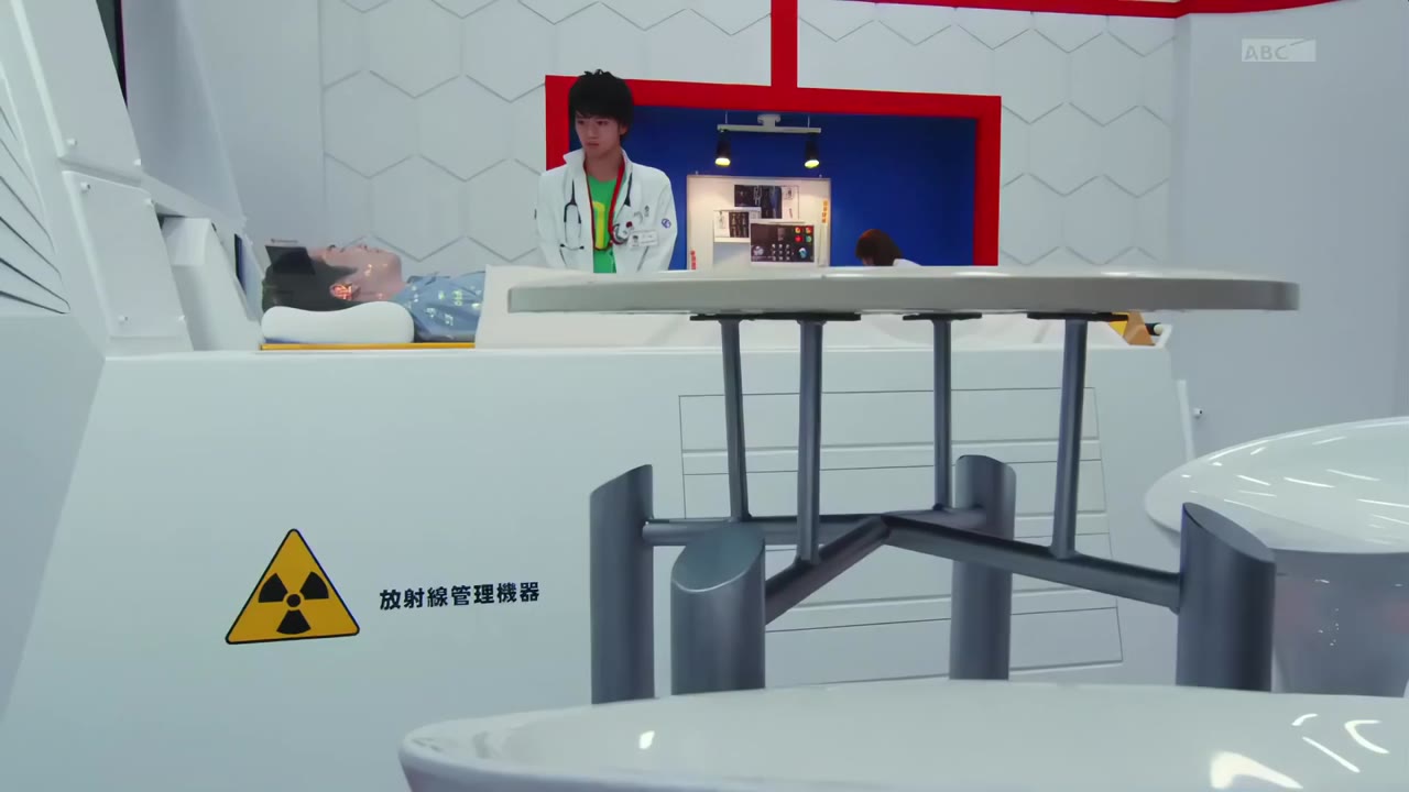 Siêu Nhân Ex-Aid tập 2 cảnh 2