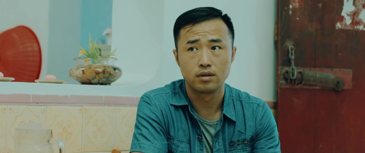 Vệt sáng trong bóng đêm tập 1 cảnh 3