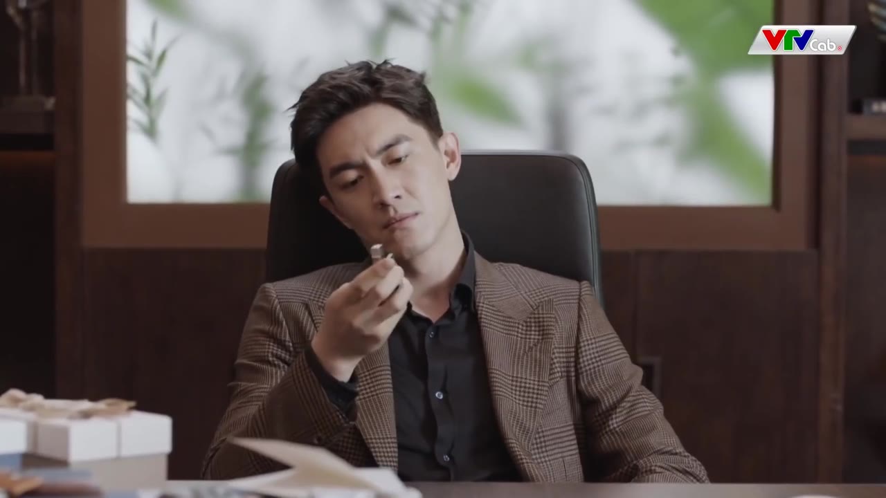 Buổi Gặp Gỡ Đầu Tiên, Phút Chia Ly Cuối Cùng tập 1 cảnh 2