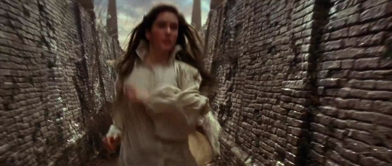 Labyrinth: Mê Cung tập 1