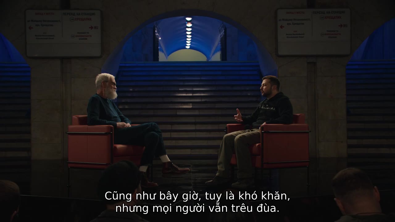 David Letterman: Vị khách tiếp theo là Volodymyr Zelenskyy tập 1 cảnh 2