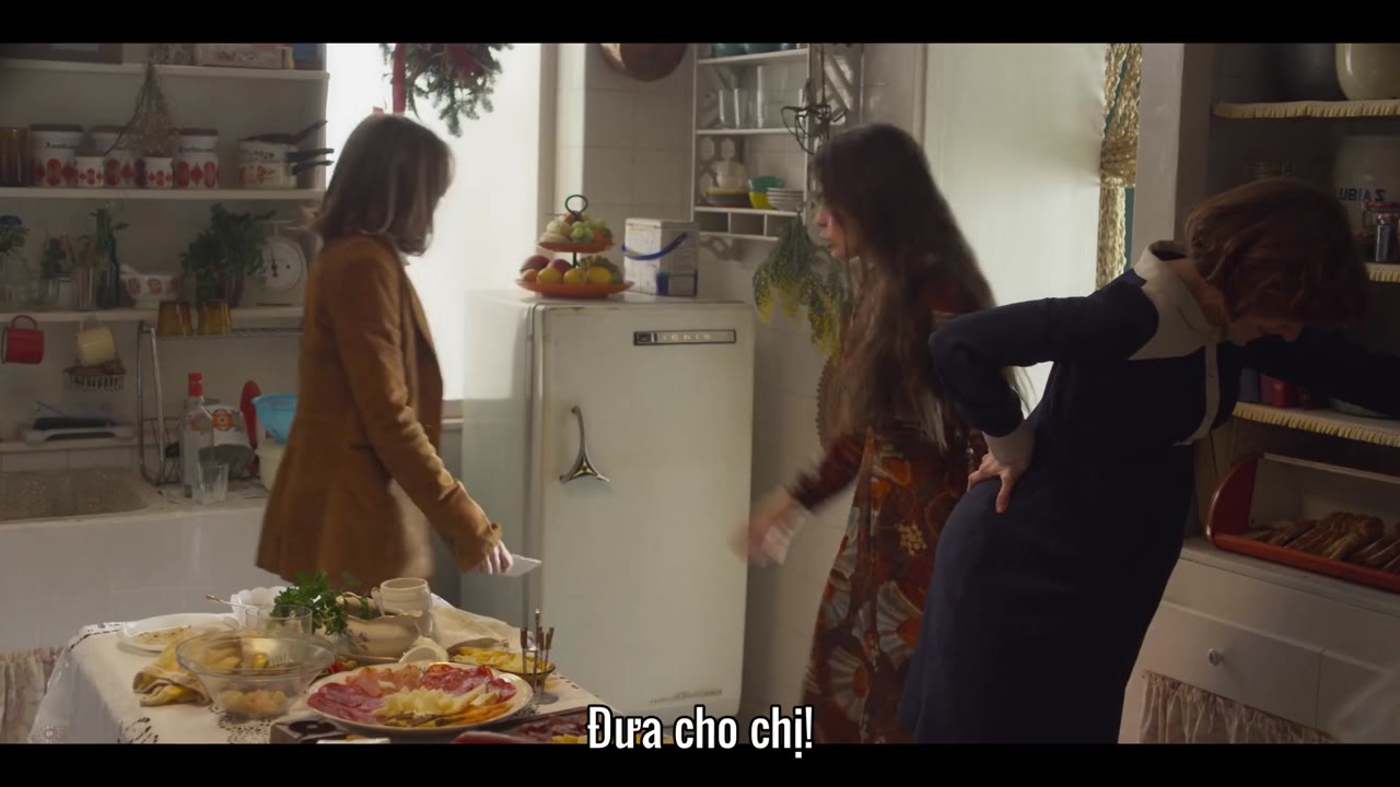 Ba ngày Giáng sinh tập 2 cảnh 2