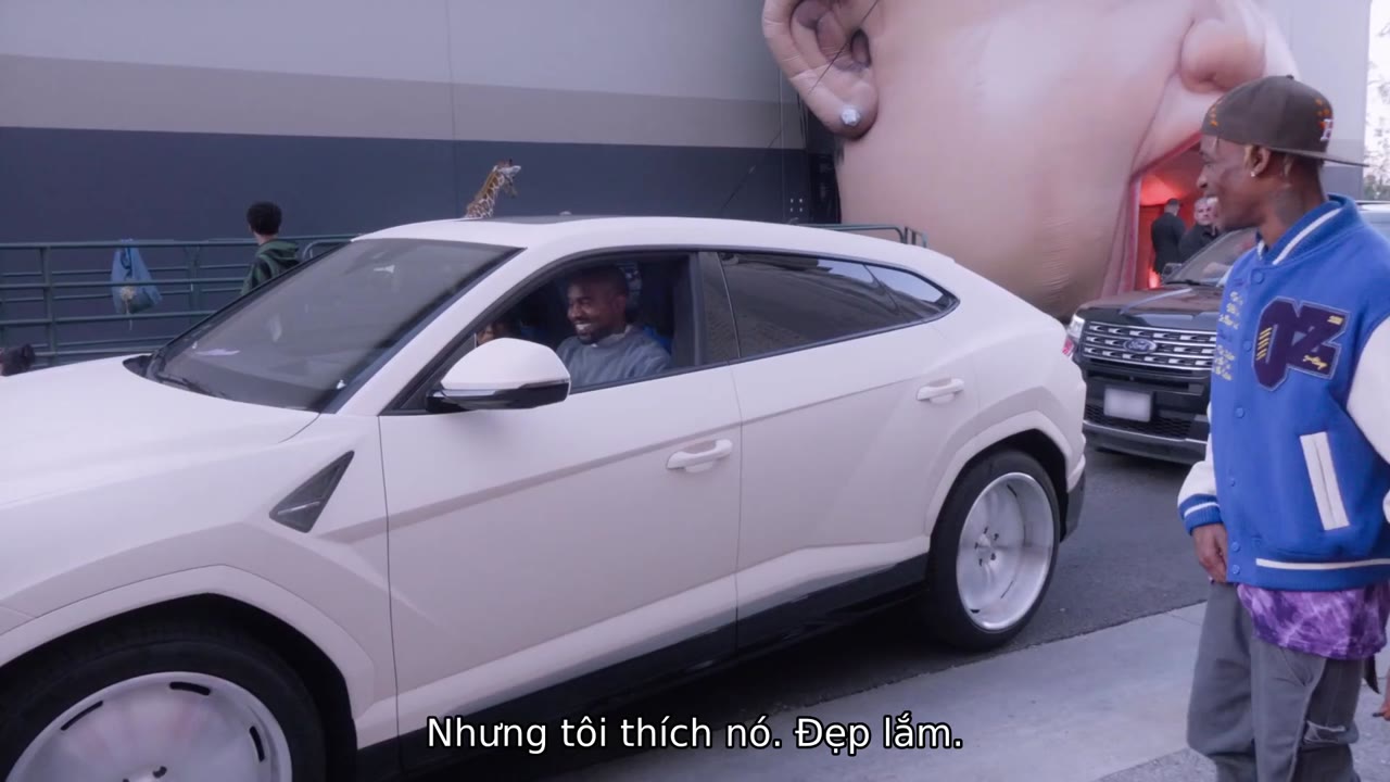 Travis Scott: Mẹ nhìn xem, con bay được này tập 1 cảnh 3