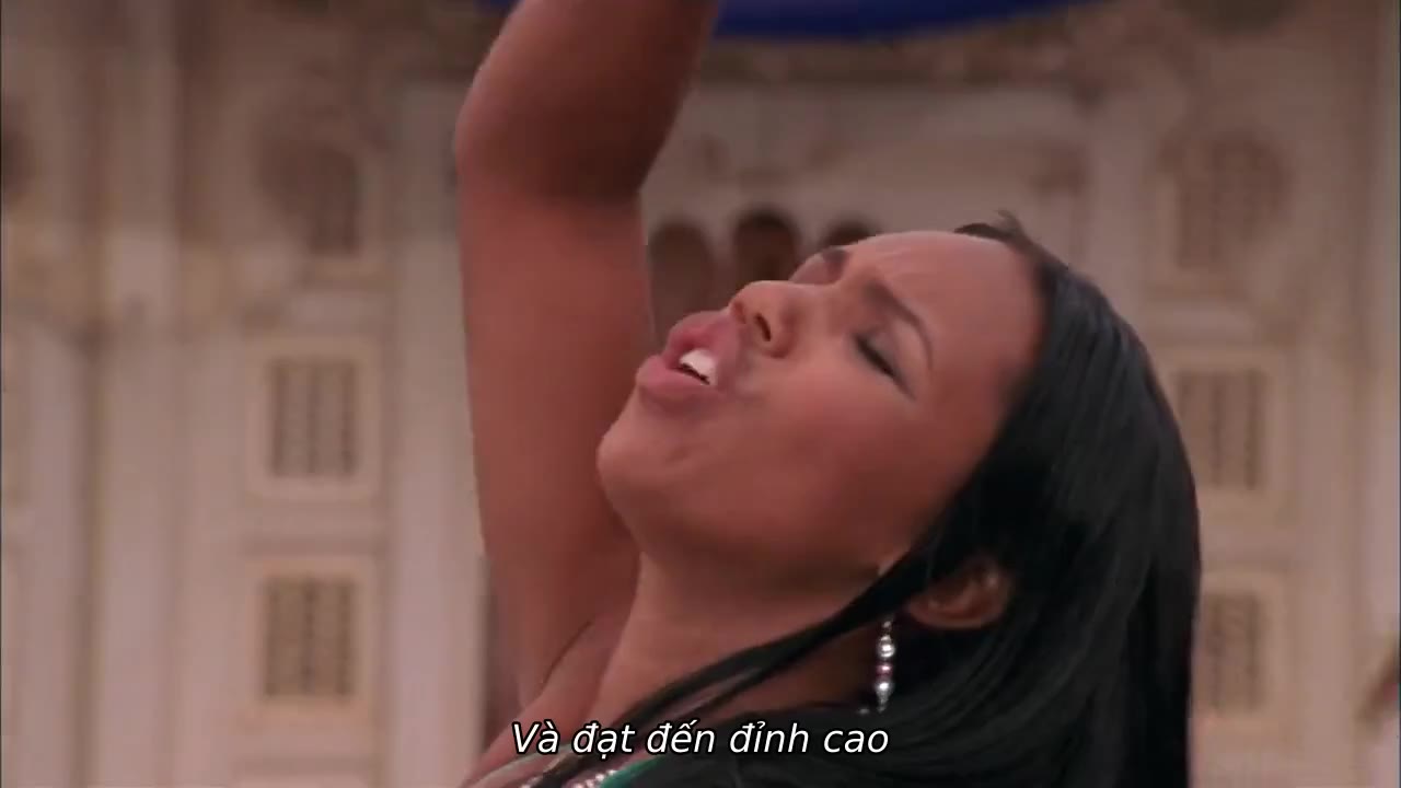 The Cheetah Girls: One World - cảnh 3
