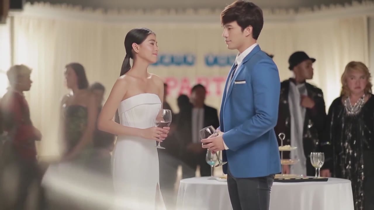 Tình Yêu Không Có Lỗi, Lỗi Do Bạn Thân tập 19 cảnh 3
