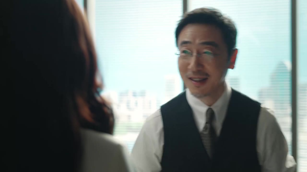 Ngọn Lửa Rực Rỡ Của Cô Ấy tập 2