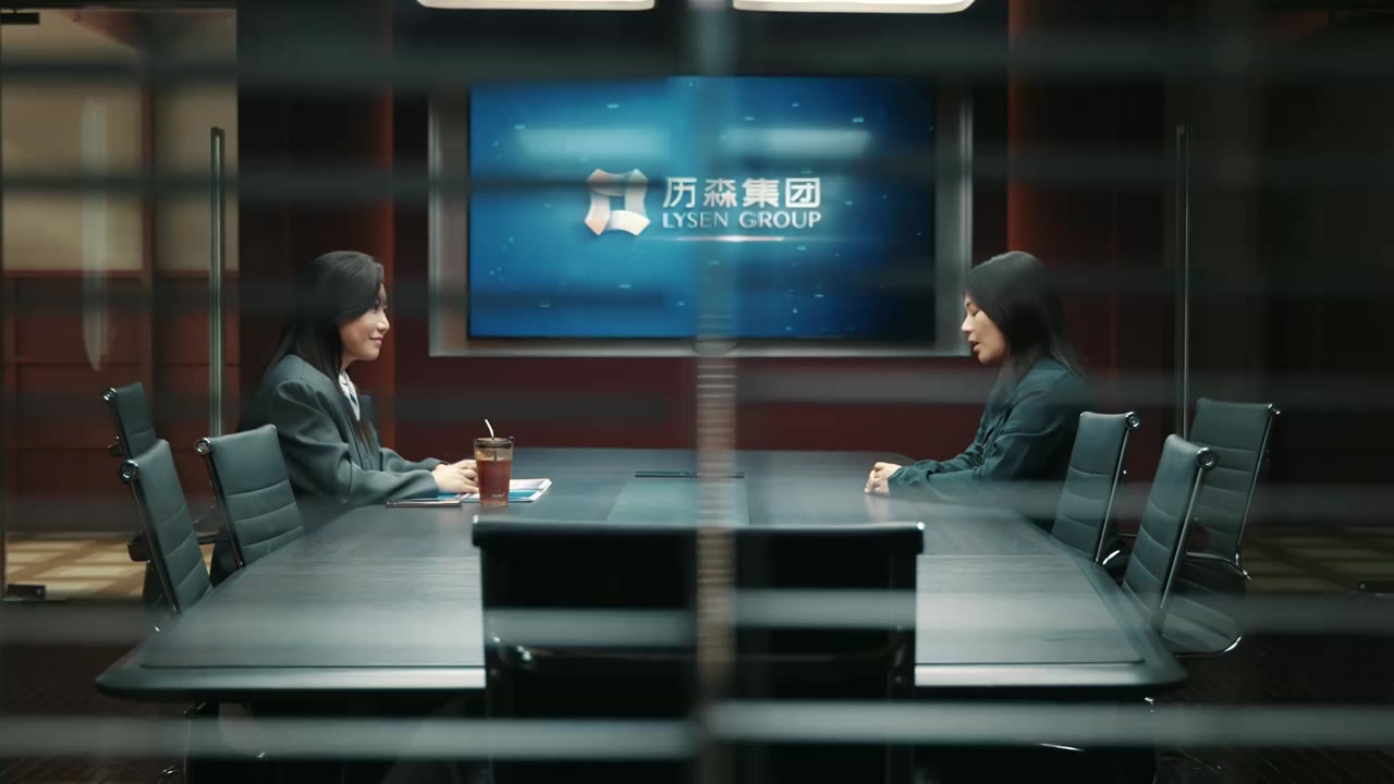 Ngọn Lửa Rực Rỡ Của Cô Ấy tập 6 cảnh 2