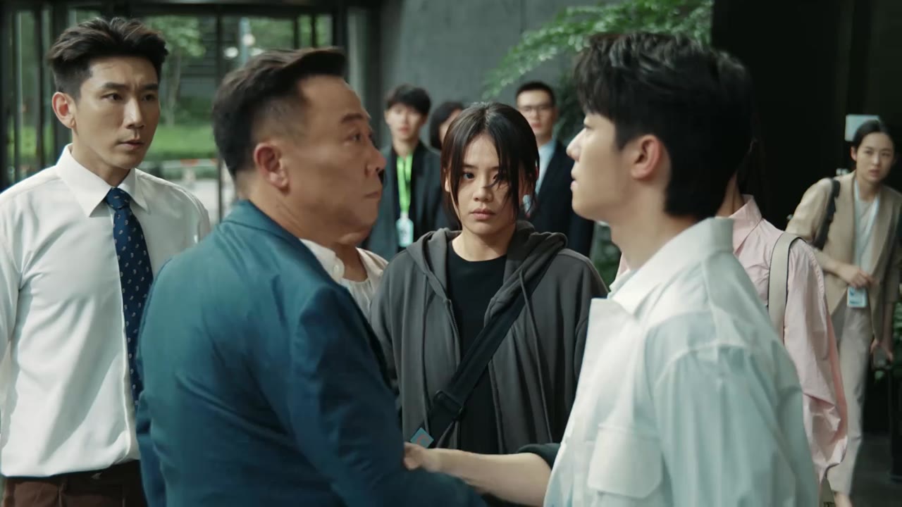 Ngọn Lửa Rực Rỡ Của Cô Ấy tập 9 cảnh 3