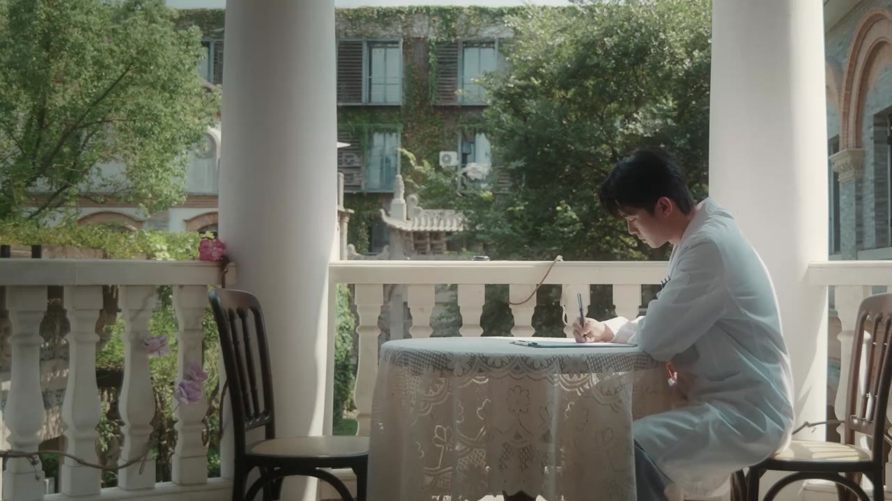 Ngọn Lửa Rực Rỡ Của Cô Ấy tập 30 cảnh 3