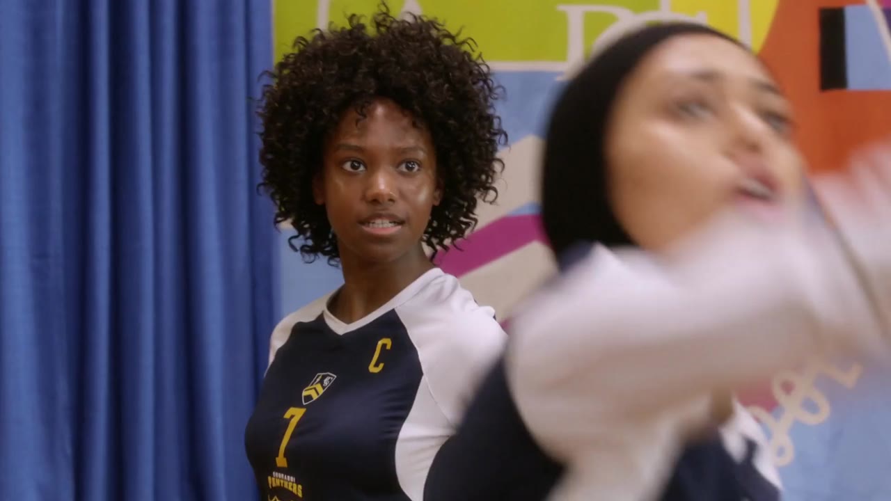 Trường Degrassi: Lớp Kế Tiếp (Phần 2) tập 9