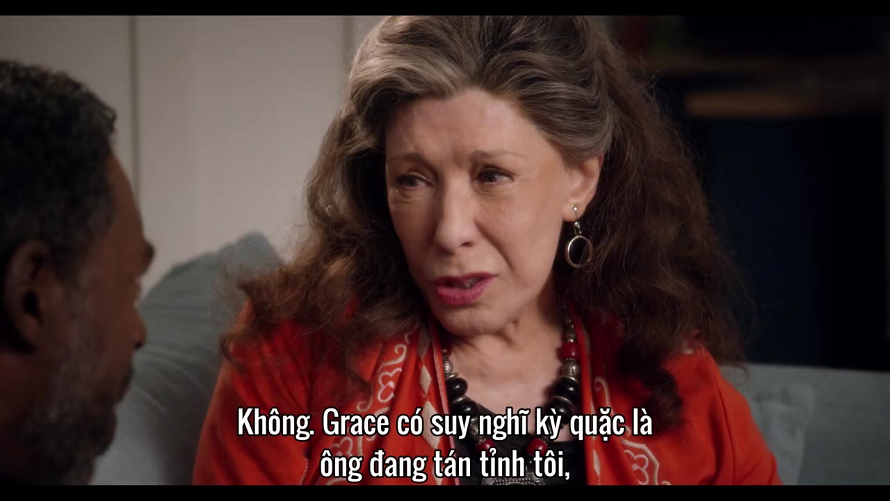 Grace Và Frankie (Phần 1) tập 8 cảnh 3