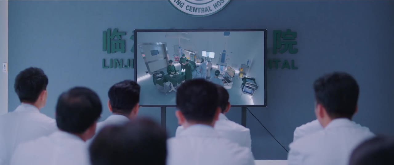 Người Theo Đuổi Ánh Sáng tập 1 cảnh 2
