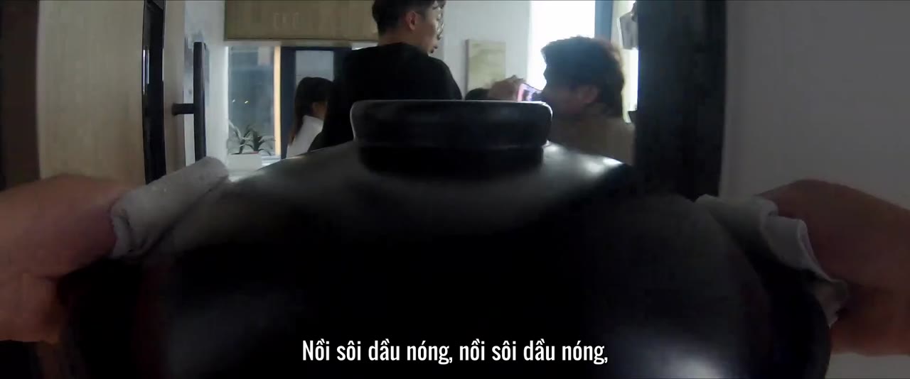 Một Ngày Biến Thành Em tập 8 cảnh 2