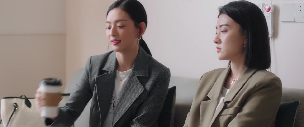Một Ngày Biến Thành Em tập 25