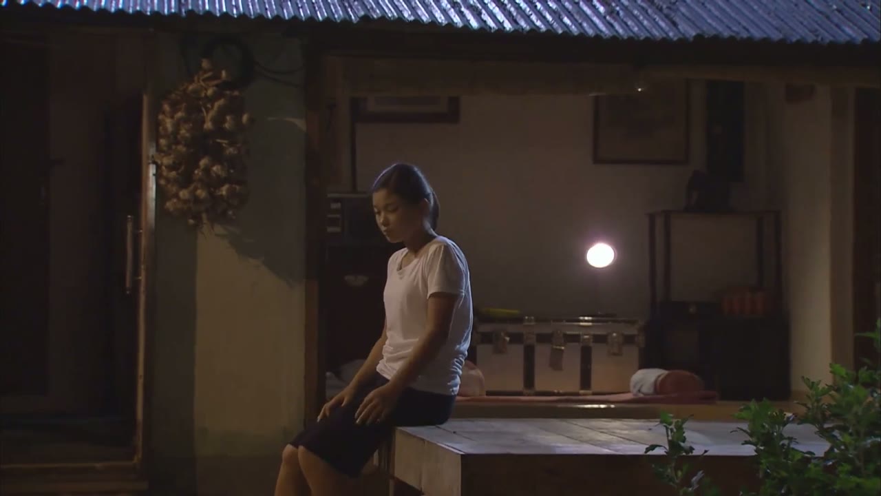 Nữ Hoàng Tháng Năm tập 9