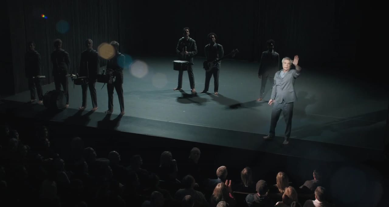 David Byrne's American Utopia tập 1 cảnh 2