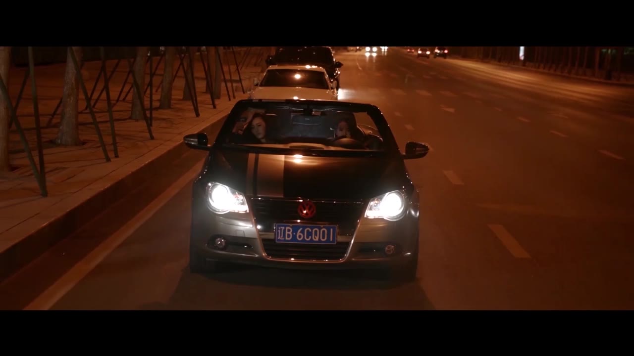 Yêu một mình con đường tập 1 cảnh 2