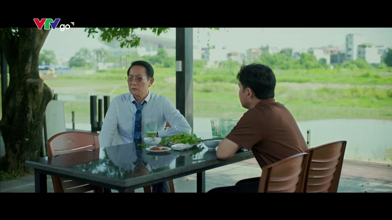 Gia Đình Trái Dấu - cảnh 2