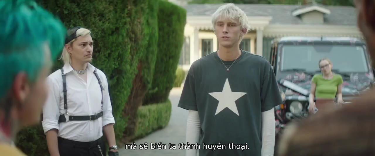 Buổi Sáng Kỳ Quặc Ở Tây Hollywood tập 1 cảnh 2