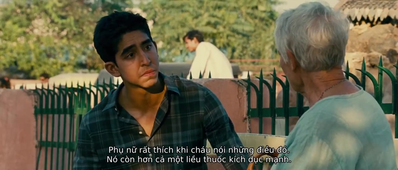 Khách Sạn Hoa Cúc Vàng Nhiệt Đới tập 1 cảnh 3