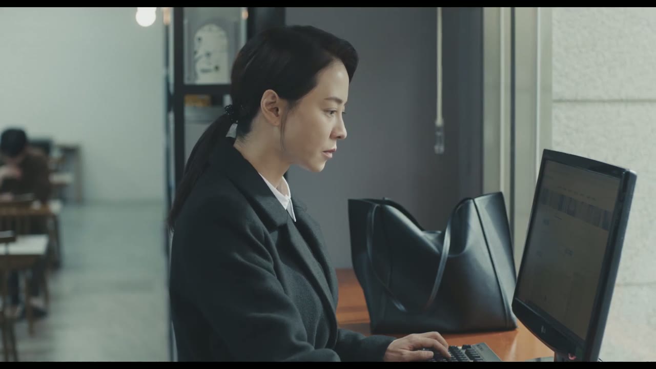 Mái Nhà Sau Song Sắt tập 1